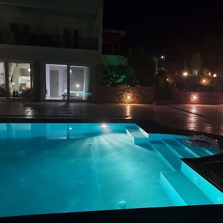 Luxury Arartments Tzemi Βίλα Πόρτο Χέλι Εξωτερικό φωτογραφία