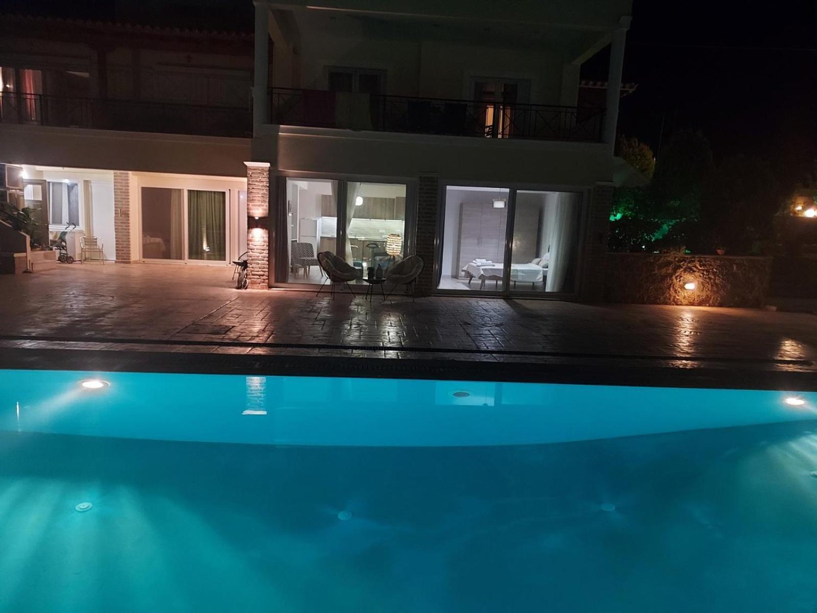 Luxury Arartments Tzemi Βίλα Πόρτο Χέλι Εξωτερικό φωτογραφία