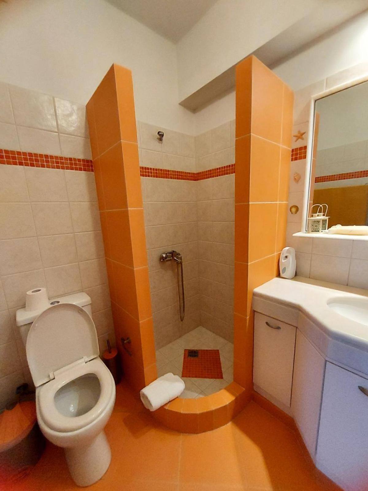 Luxury Arartments Tzemi Βίλα Πόρτο Χέλι Εξωτερικό φωτογραφία
